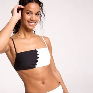 CALIA Black and White Color-Block Bikini Top Size Small Anthropology Dupe Swim
